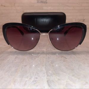DVF CAT EYE SUNGLASSES